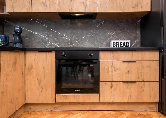 Διαμέρισμα Jagielonska 1/3 *